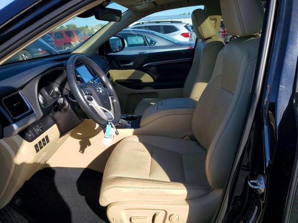 2018 TOYOTA HIGHLANDER Ltd/Ltd Platinum Hybrid — DENT