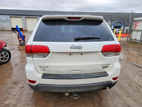 2015 JEEP GRAND CHEROKEE LAREDO 4X4