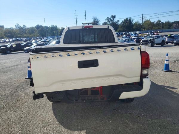 2022 TOYOTA TACOMA SR5 — DIRR