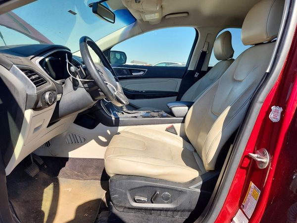 2017 FORD EDGE Titanium — DENT