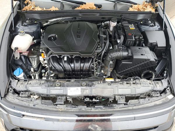 2025 HYUNDAI SONATA SEL — Engine bay
