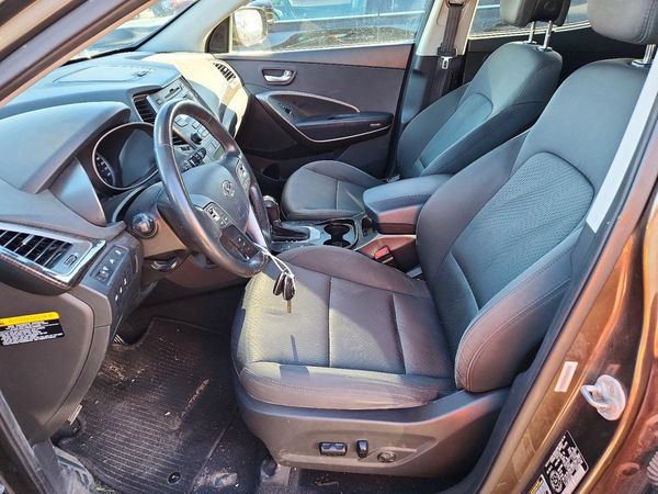 2014 HYUNDAI SANTA FE GLS — DENT