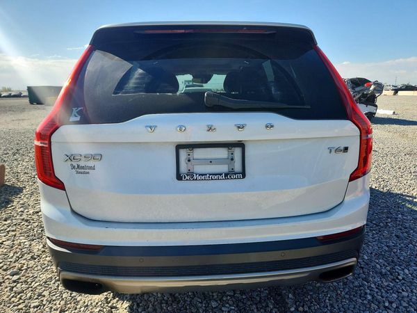2016 VOLVO XC90 SV42 Momentum — DIRR