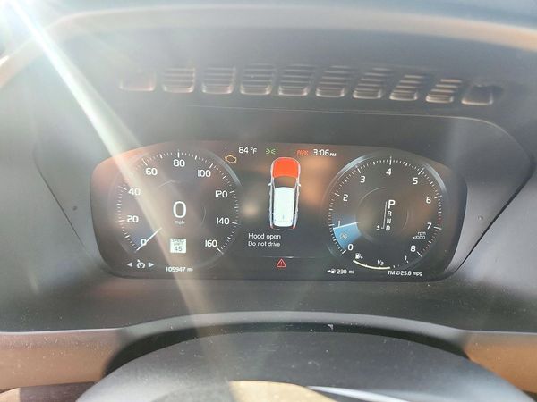2016 VOLVO XC90 SV42 Momentum — ODOM