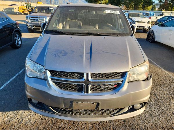 2017 DODGE GRAND CARAVAN SXT — DIRF