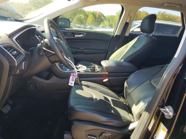 2018 FORD EDGE Titanium — DENT