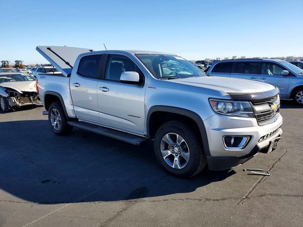 2018 CHEVROLET COLORADO Z71 — Passenger 3/4