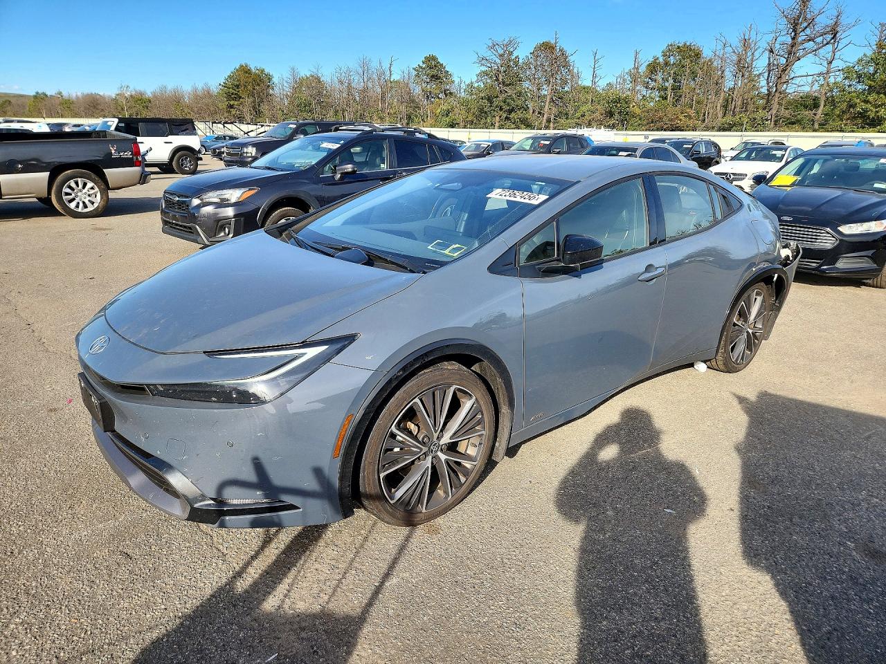 2026 TOYOTA PRIUS — Front 3/4