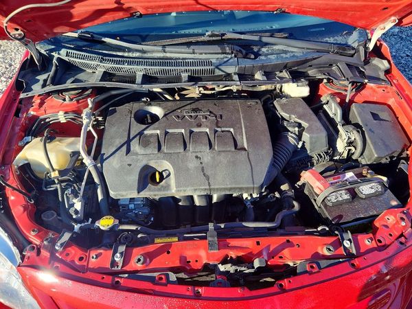 2013 TOYOTA COROLLA — Engine bay