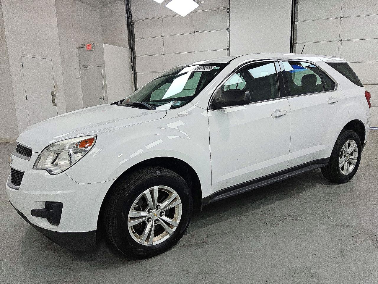 2015 CHEVROLET EQUINOX LS — Front 3/4