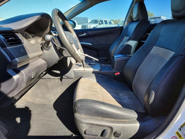 2012 TOYOTA CAMRY — DENT