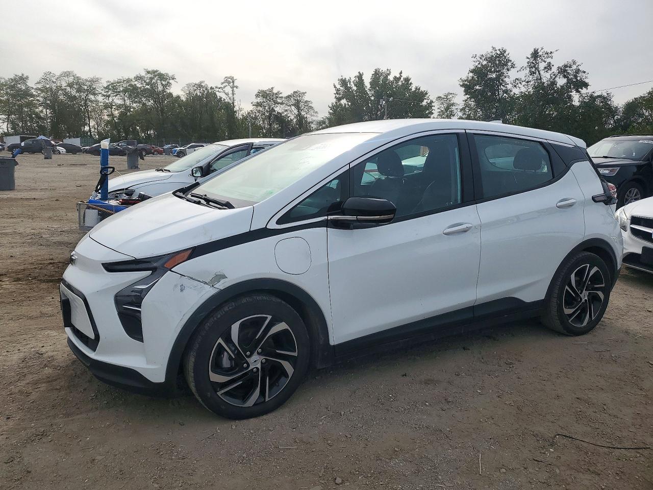 2023 CHEVROLET BOLT 2LT — Front 3/4