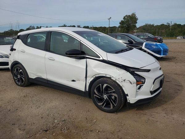 2023 CHEVROLET BOLT 2LT — Passenger 3/4