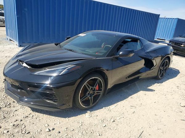2021 CHEVROLET CORVETTE Preferred 2LT — Front 3/4