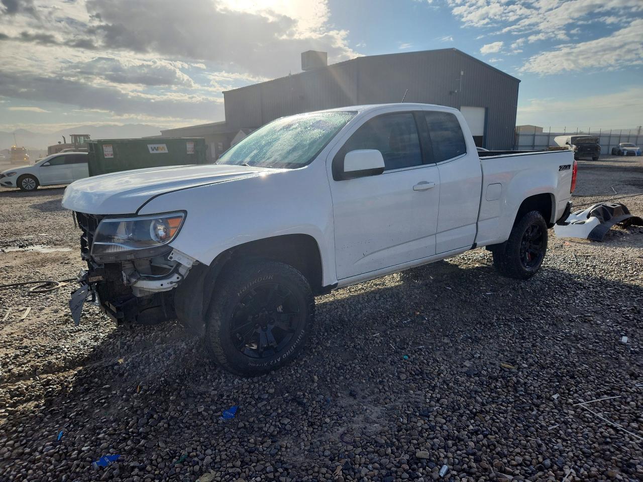 2020 CHEVROLET COLORADO LT — Front 3/4