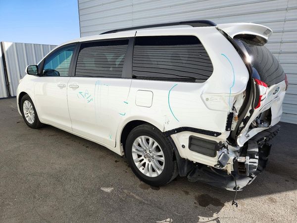 2015 TOYOTA SIENNA — DSRA