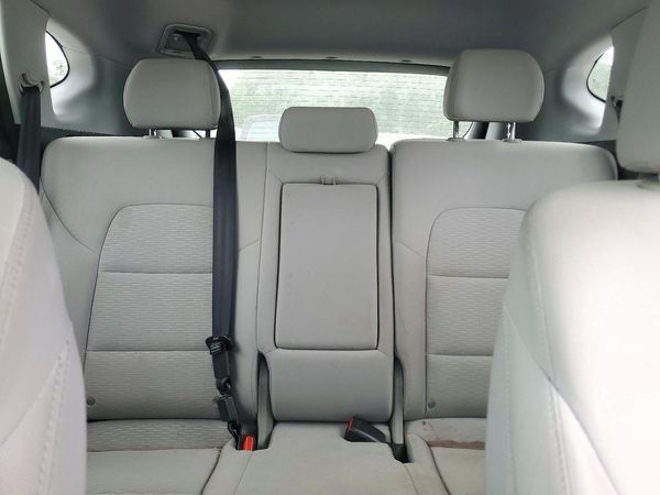 2019 HYUNDAI TUCSON SE — SUVN