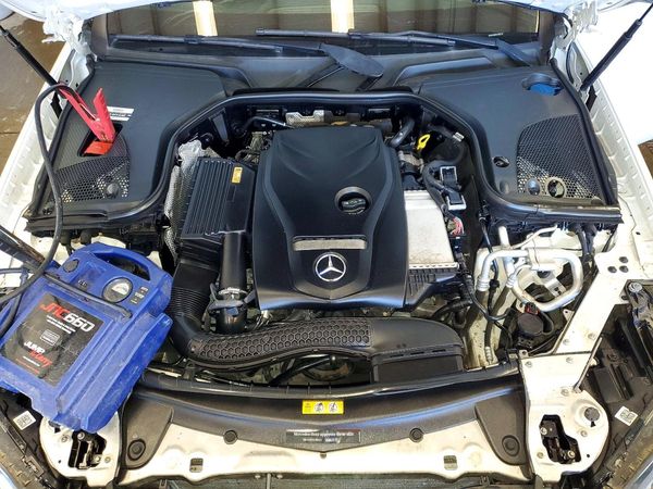 2017 MERCEDES-BENZ E-CLASS E300-4M — Engine bay