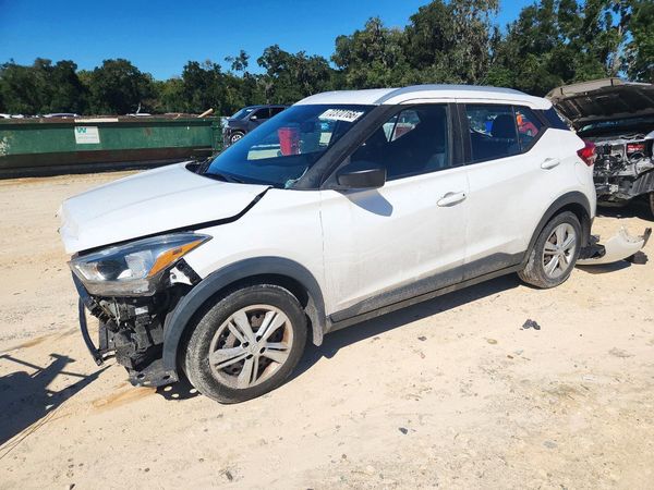 2019 NISSAN KICKS — DSFA — Front 3/4