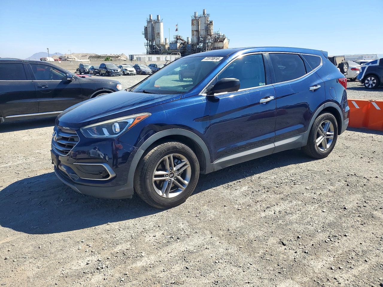 2017 HYUNDAI SANTA FE Base — Front 3/4