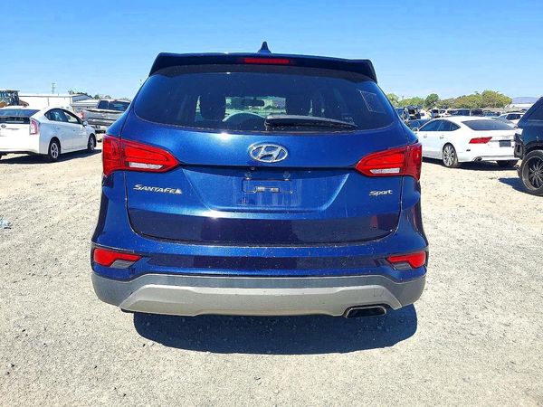 2017 HYUNDAI SANTA FE Base — DIRR