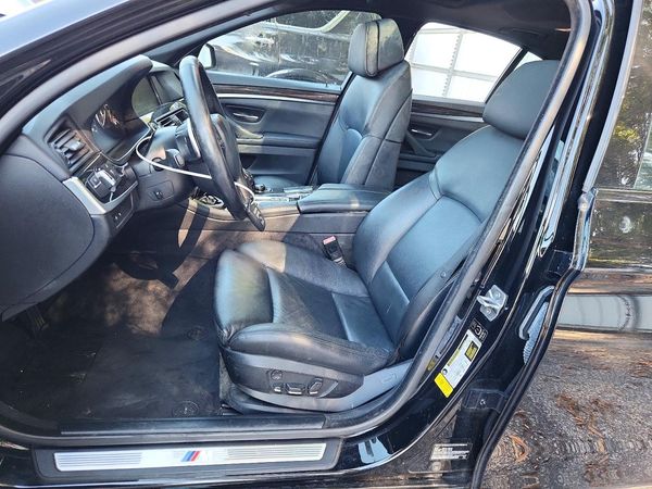 2013 BMW 550 — DENT