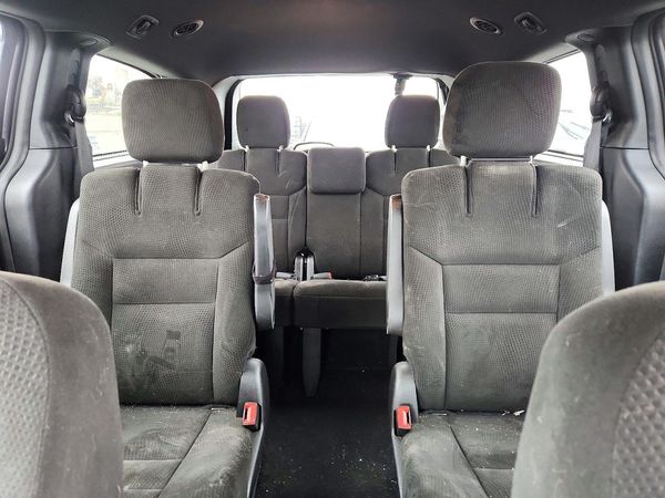 2015 DODGE GRAND CARAVAN SXT — SUVN