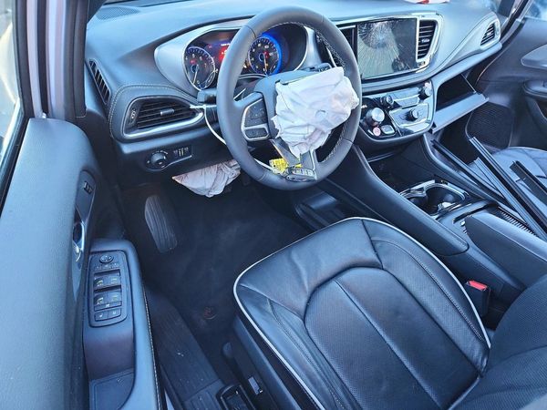 2026 CHRYSLER PACIFICA Limited — CKPT