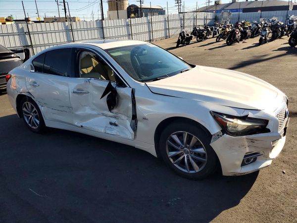 2017 INFINITI Q50 — Passenger 3/4
