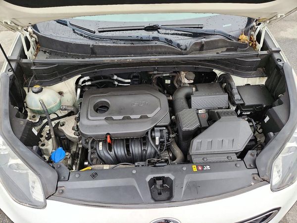 2018 KIA SPORTAGE QL — Engine bay