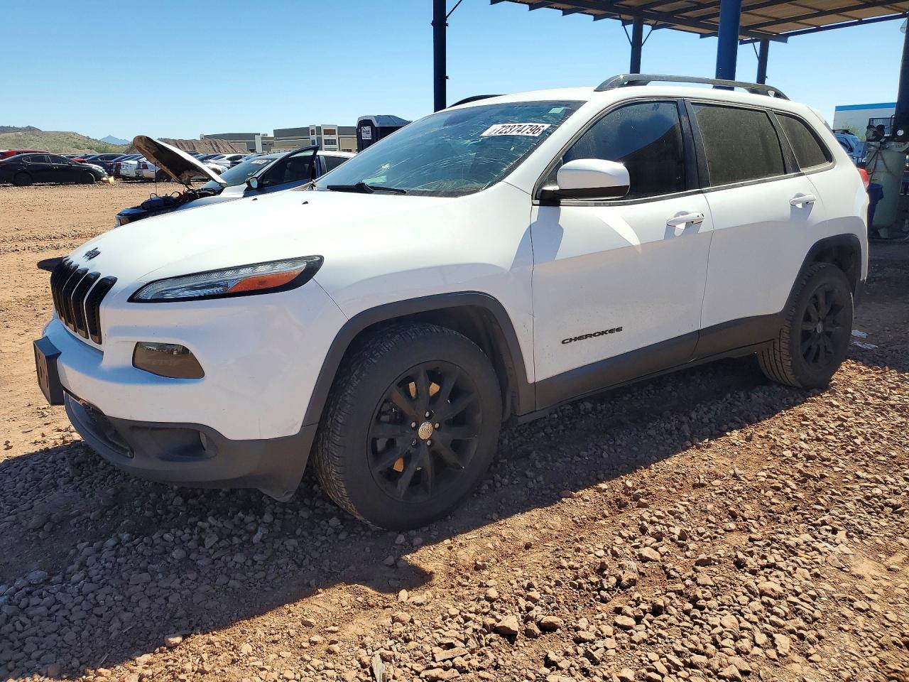 2014 JEEP CHEROKEE Latitude — Front 3/4