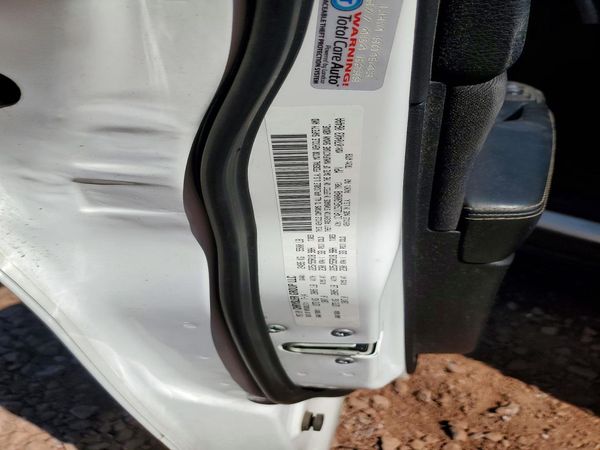 2014 JEEP CHEROKEE Latitude — VINS