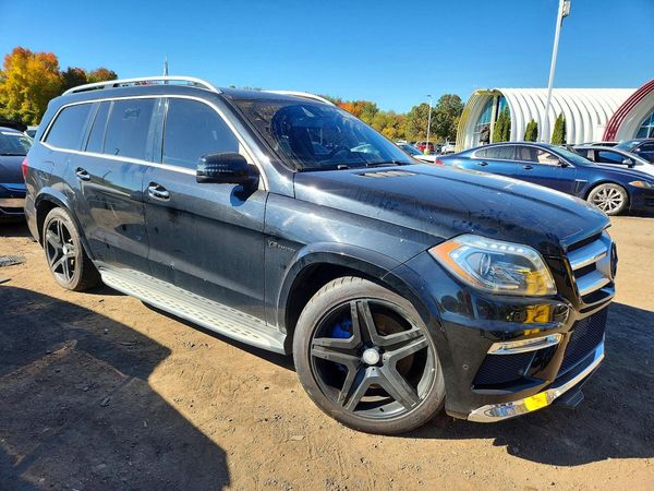2015 MERCEDES-BENZ GL-CLASS GL550 4MATIC — Passenger 3/4
