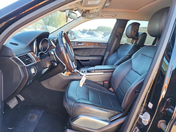 2015 MERCEDES-BENZ GL-CLASS GL550 4MATIC — DENT