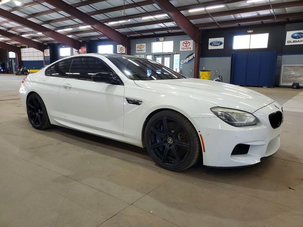 2014 BMW M6 — Passenger 3/4