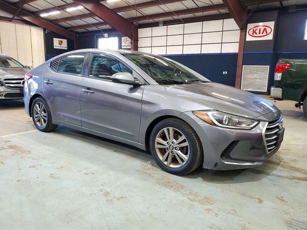 2018 HYUNDAI ELANTRA — Passenger 3/4