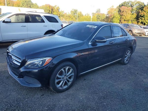 2015 MERCEDES-BENZ C-CLASS 4-MATIC — Front 3/4
