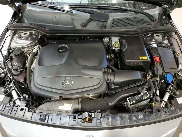 2015 MERCEDES-BENZ GLA GLA250 4-MATIC — Engine bay