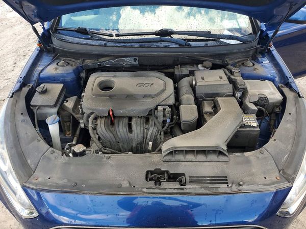 2018 HYUNDAI SONATA SE, Eco — Engine bay
