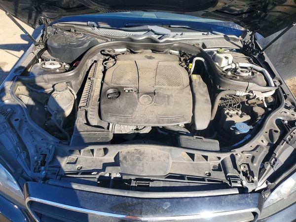 2016 MERCEDES-BENZ E-CLASS E350 — Engine bay