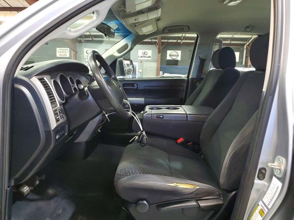 2013 TOYOTA TUNDRA SR5 — DENT