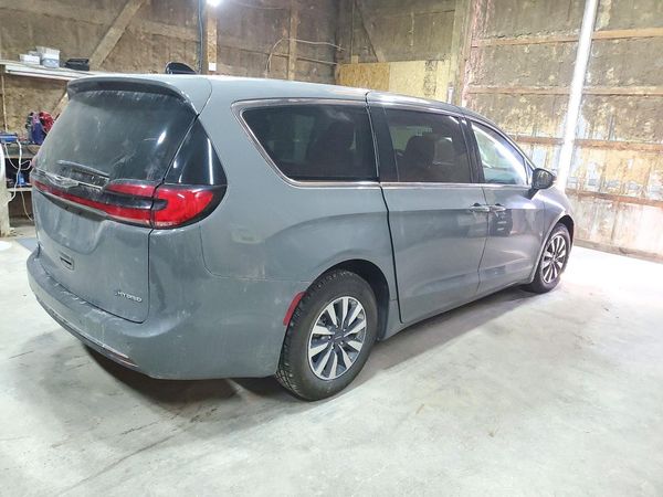 2023 CHRYSLER PACIFICA Touring L — PSRA