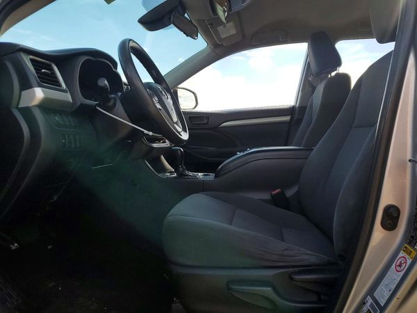 2019 TOYOTA HIGHLANDER LE — DENT