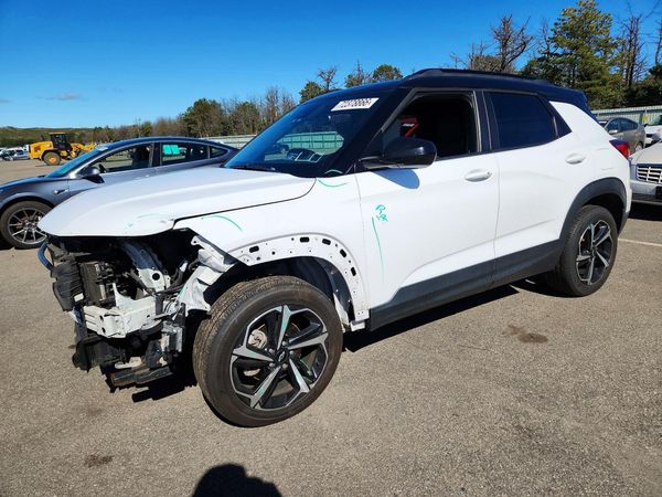 2021 CHEVROLET TRAILBLAZE RS — Front 3/4