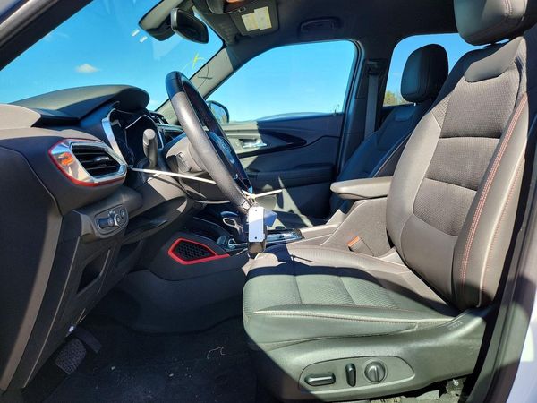 2021 CHEVROLET TRAILBLAZE RS — DENT