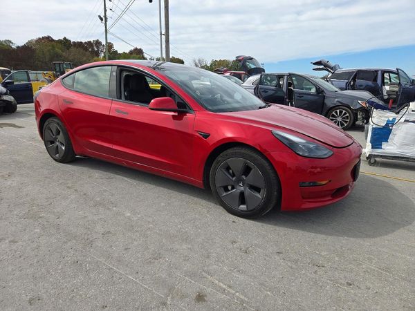 2022 TESLA MODEL 3 — Passenger 3/4