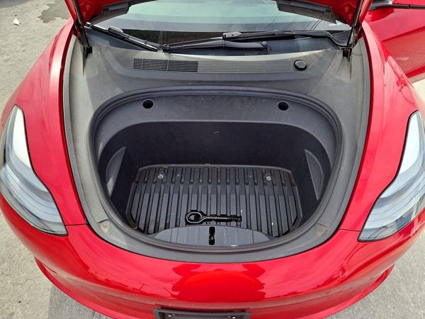 2022 TESLA MODEL 3 — Engine bay