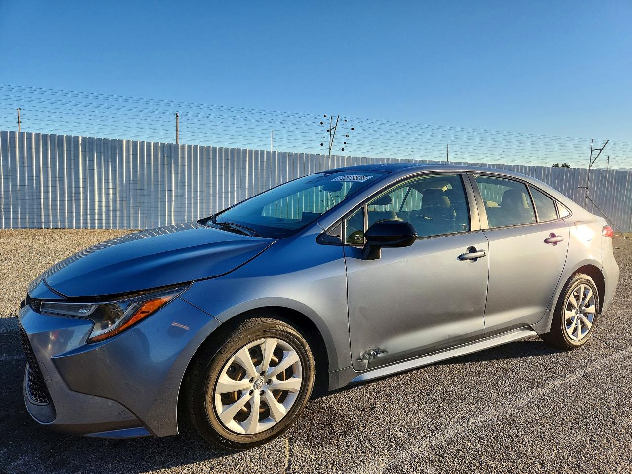 2020 TOYOTA COROLLA LE — Front 3/4