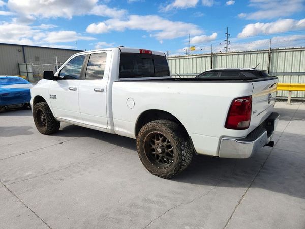 2015 RAM 1500 SLT — DSRA