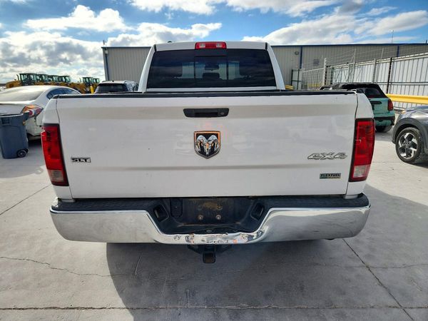2015 RAM 1500 SLT — DIRR